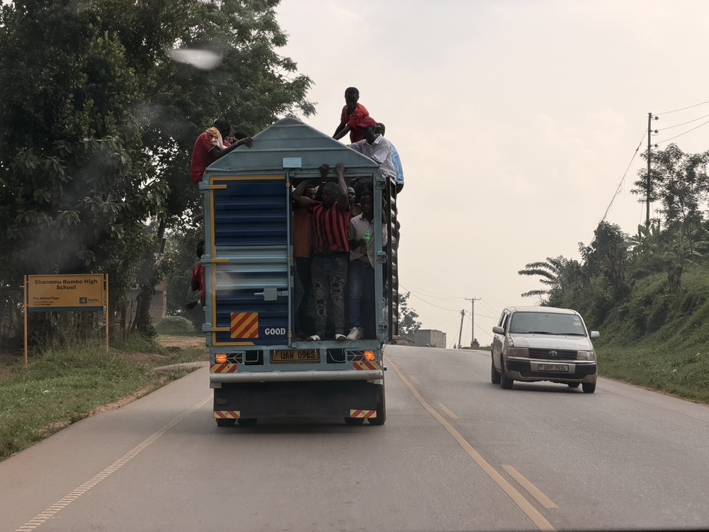 85AD2358-833D-4235-A994-F0D37B585E95_1_105_c