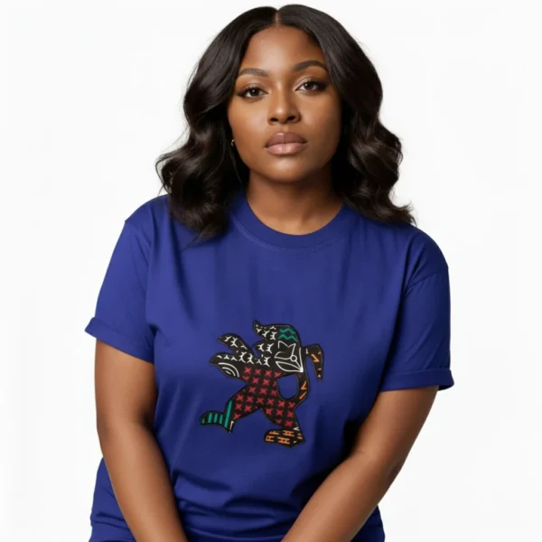 Unisex crewneck t-shirt with African print - blue lion
