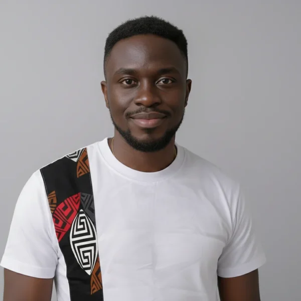 Unisex crewneck t-shirt with African print - white panel